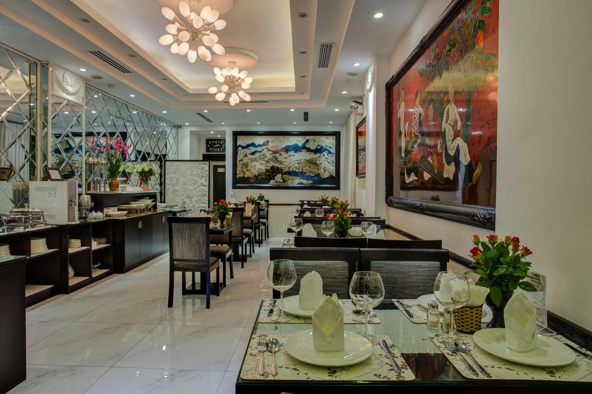 Hotel Des Arts - The Noble Hanoi Bagian luar foto